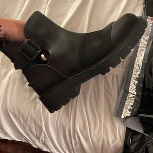 UGG Stockton Booties